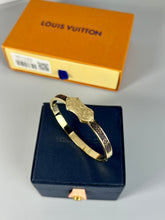 18K Louis Vintage Bracelet