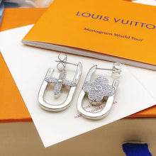 18K Louis Earrings