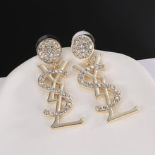 18K Saint Diamonds Earrings