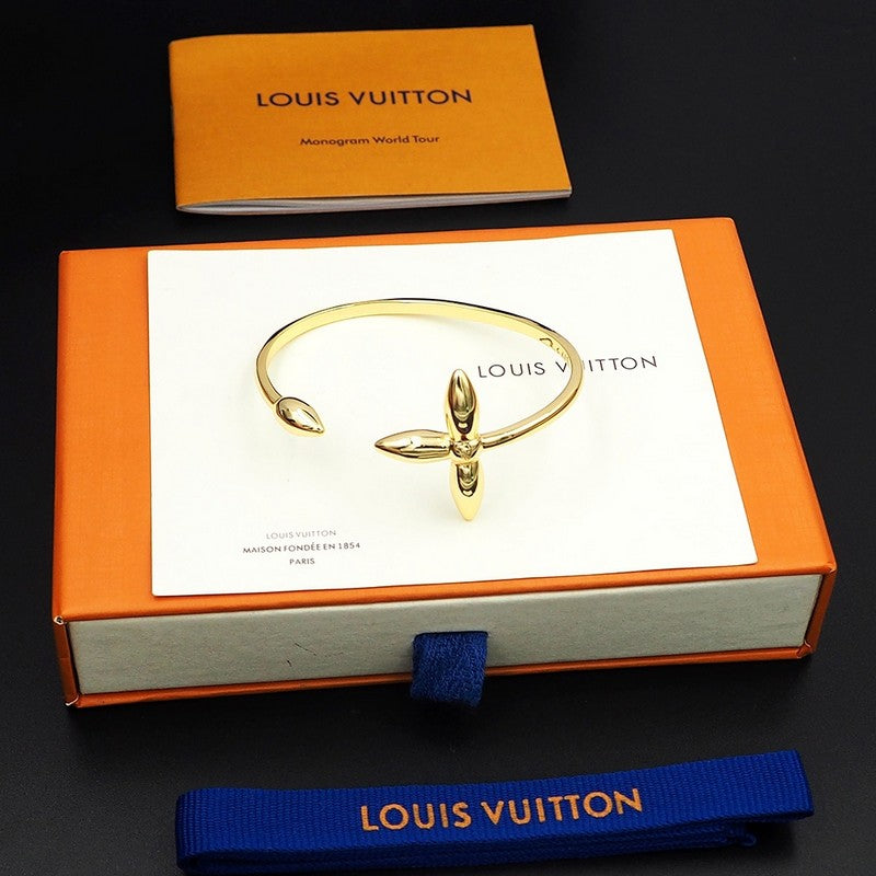 18K Louis Louisette Bracelet