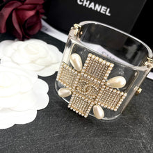 18K CC Transparent Pearl Cuff Bracelet