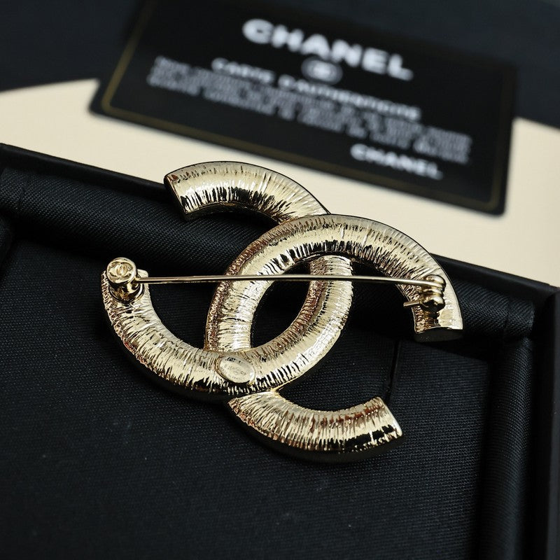 18K CC Sky Blue Diamond Brooch