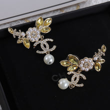 18K CC Flower Crystals Earrings