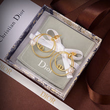 18K CD Revolution Pearl Earrings