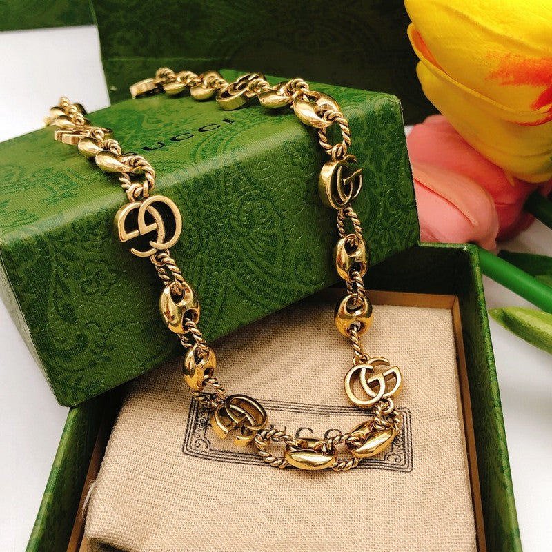 18K GG Interlocking G Twist Chain Necklace