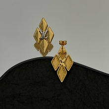 18k Louis GO-14 Earrings