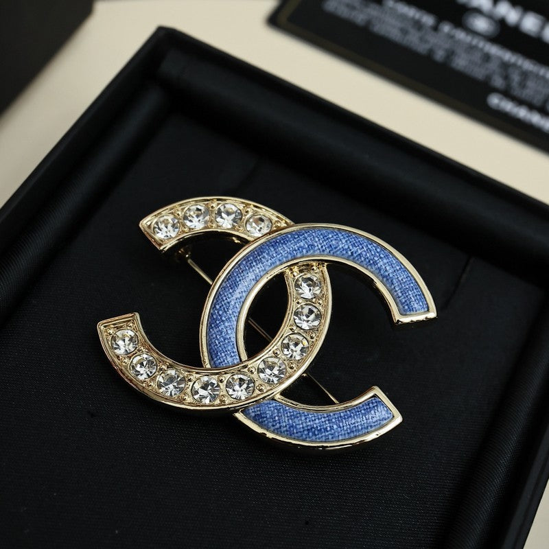 18K CC Sky Blue Diamond Brooch