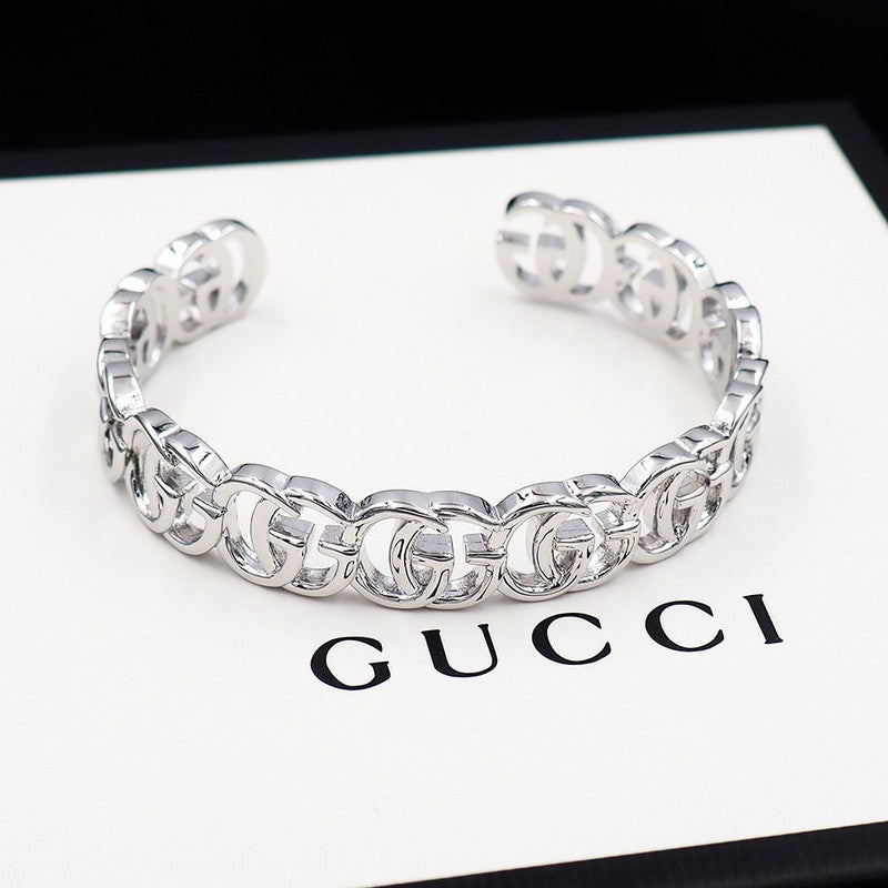 18K GG Cuff Bracelet