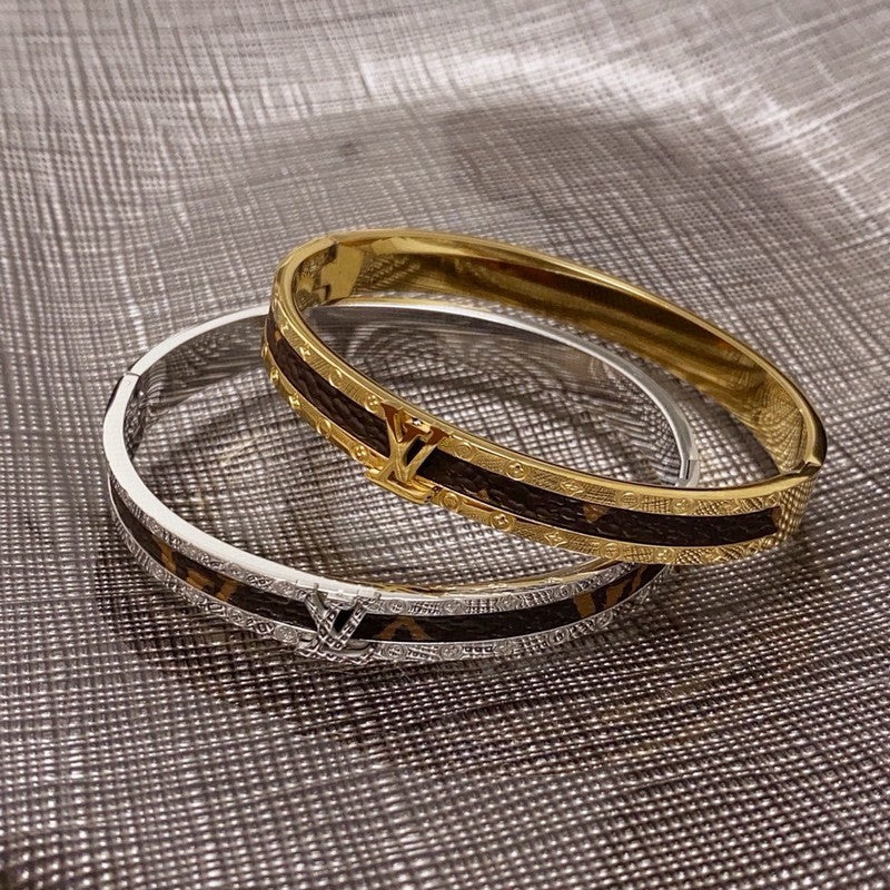 18K Louis Brown Gold Bracelet