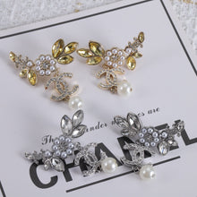 18K CC Flower Crystals Earrings