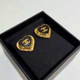18K CC 26P Black & Red Heart Earrings