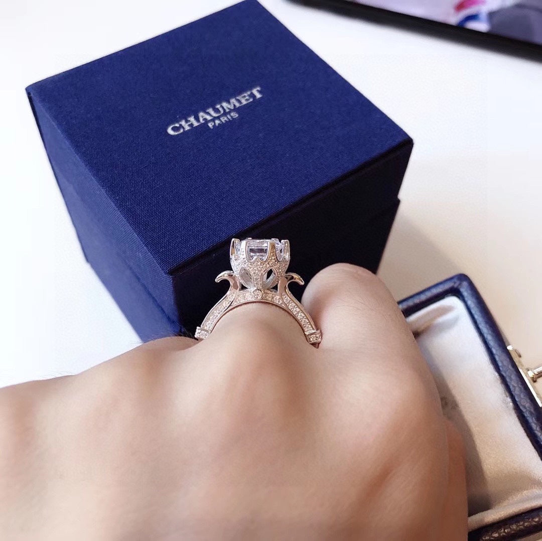 18K Jos¨¦phine Ring