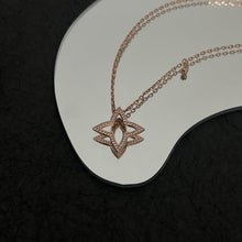 18K Louis Blossom Pendant Necklace
