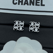 18K CC 24C Earrings