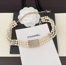 18K CC Bag Pearls Chain Necklace