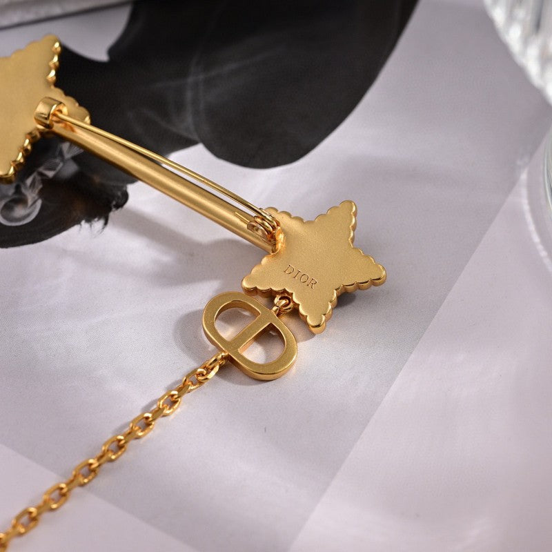 18K CD Black Star Gold Chain Brooch