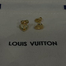 18K Louis Heart Earrings