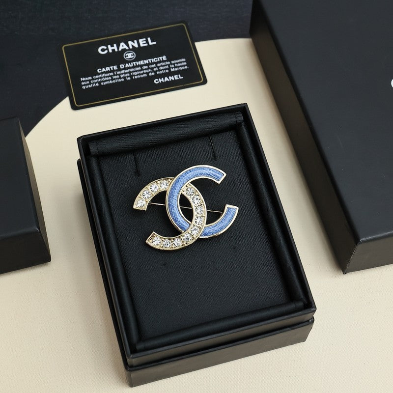 18K CC Sky Blue Diamond Brooch