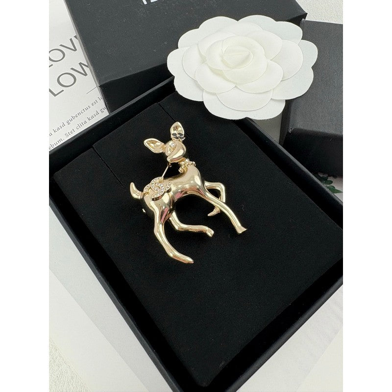 18K CC Deer Gold Brooch