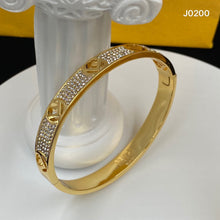 18K F Is Bracelet