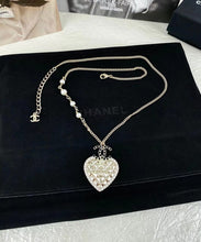 18K CC Heart Necklace