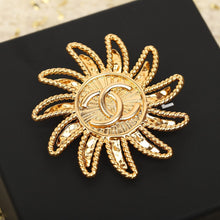 18K CC Sunflower Brooch