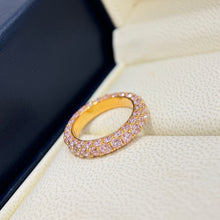 18K T Pink Crystal Ring