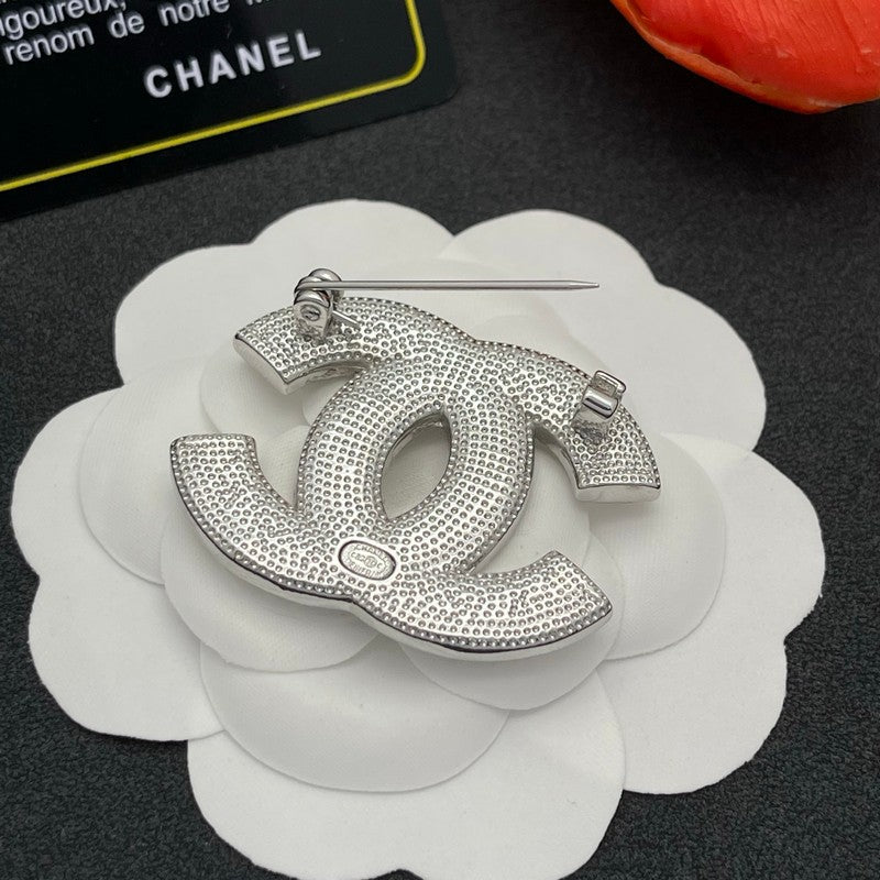 18K CC Full Diamond Brooch
