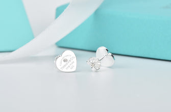 18K Return to Tiffany Heart Earrings