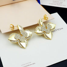 18K Louis Medaillon Earrings