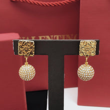 18K Anagram Diamonds Earrings