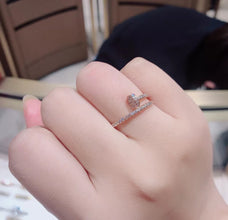18K Juste Un Clou Diamond Ring