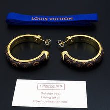 18K Louis Signature Earrings