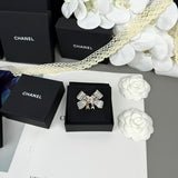 18K CC 25K Bow Tie Diamond Brooch
