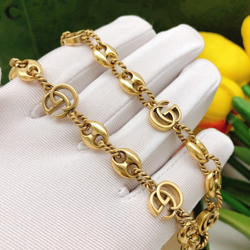 18K GG Interlocking G Twist Chain Necklace