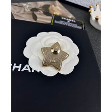 18K CC Star Pearl Brooch