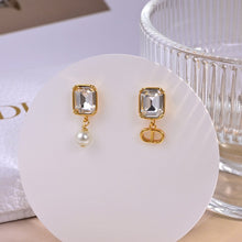 18K CD Tribales Pearl Crystal Earrings