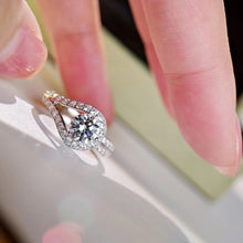 18K Couture Solitaire Ring