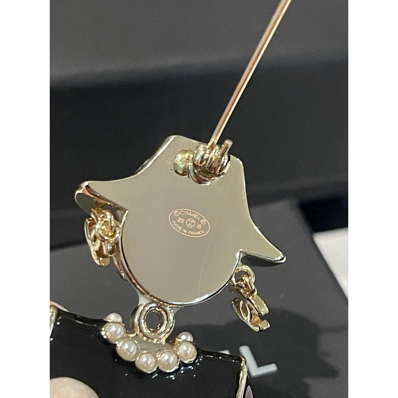 18K CC 24B Pink & Black Robot Gold Brooch