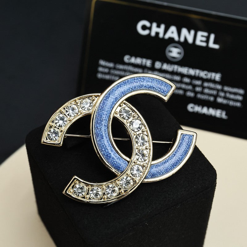 18K CC Sky Blue Diamond Brooch