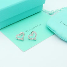 18K T Heart Diamonds Earrings