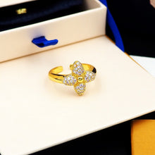 18K Louis Louisa Ring