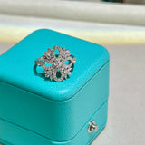 18K T Vinatge Flower Ring