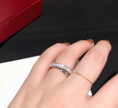18K Etincelle Diamond Ring
