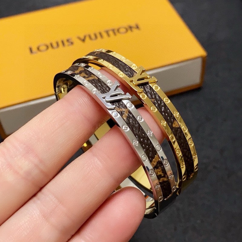 18K Louis Brown Gold Bracelet