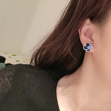 18K Vintage Alhambra Blue Earrings