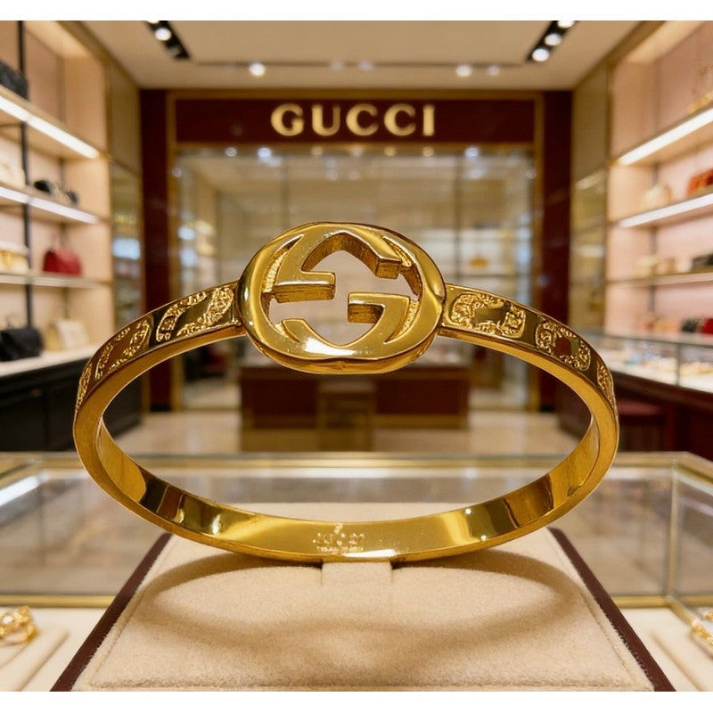 18K GG Interlocking G Gold Bracelet