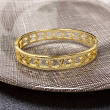 18K Louis Crystal Hollow Bracelet