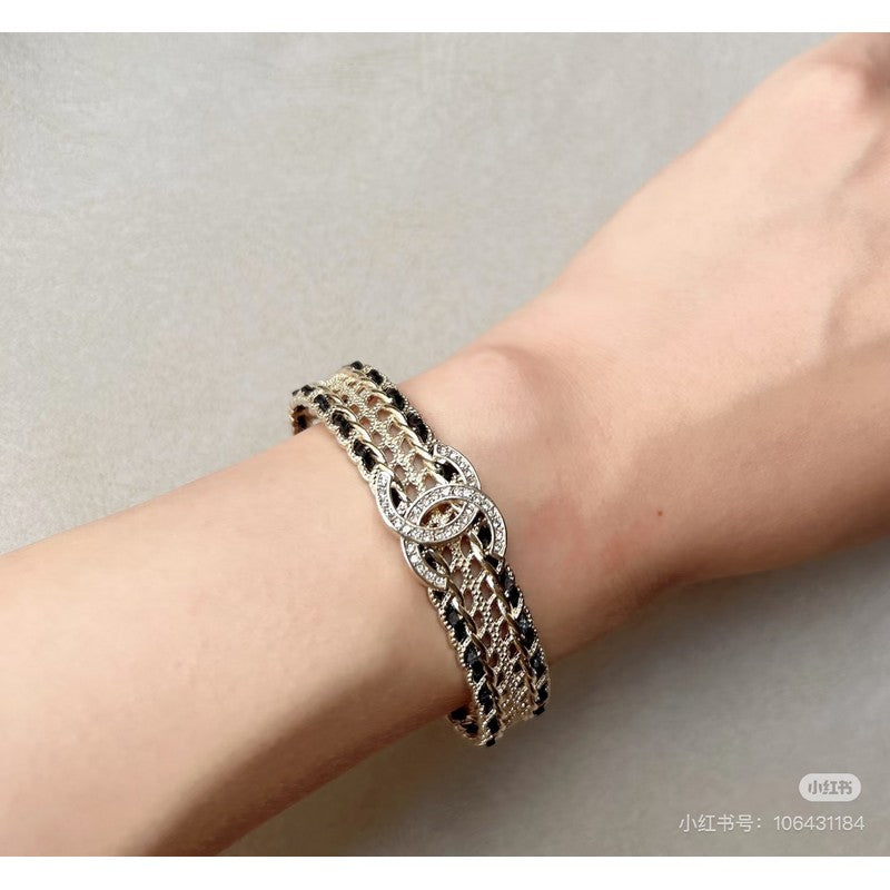 18K CC Strass Cuff Bracelet