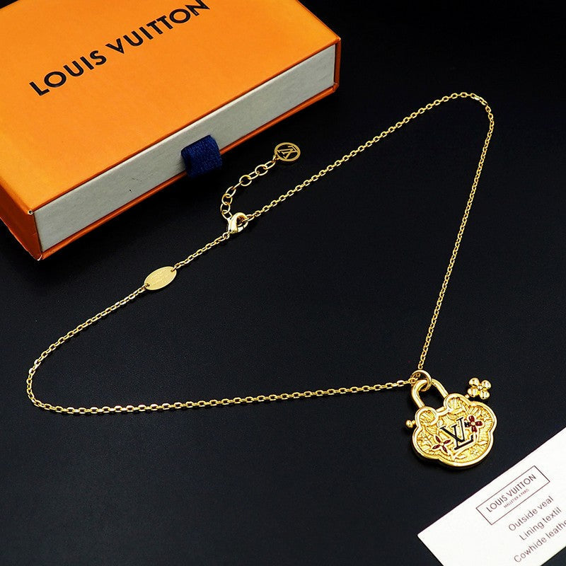 18K Louis Vintage Lock Gold Necklace